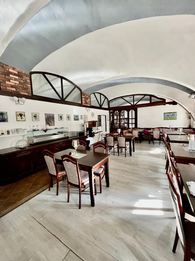 Hotel Jiřičná Sušice Exterior foto